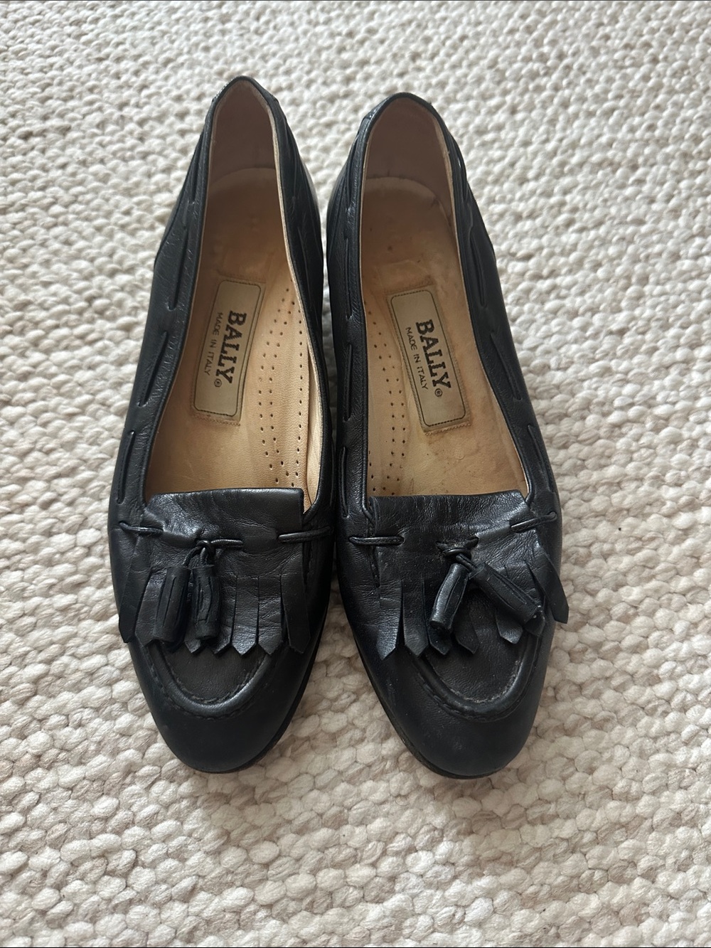 Vintage Bally Black Leather Tassel Loafers size 7